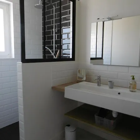 Maison Confortable, Proche Et Commerces, 3 Chambres, Parking - Fr-1-823-15 Holiday home Noirmoutier-en-l'Ile