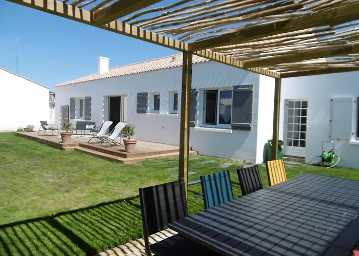 Maison Confortable, Proche Et Commerces, 3 Chambres, Parking - Fr-1-823-15 Casa vacanze *